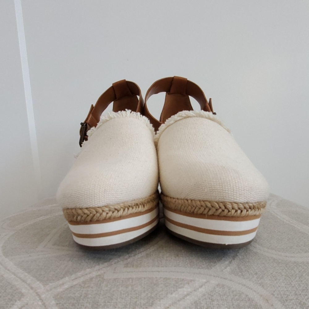 Schutz Wedges - Picture 4 of 4